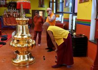 Sertok, the traditional crowning of the temple's roof - the last fitting, Grabnik 2022